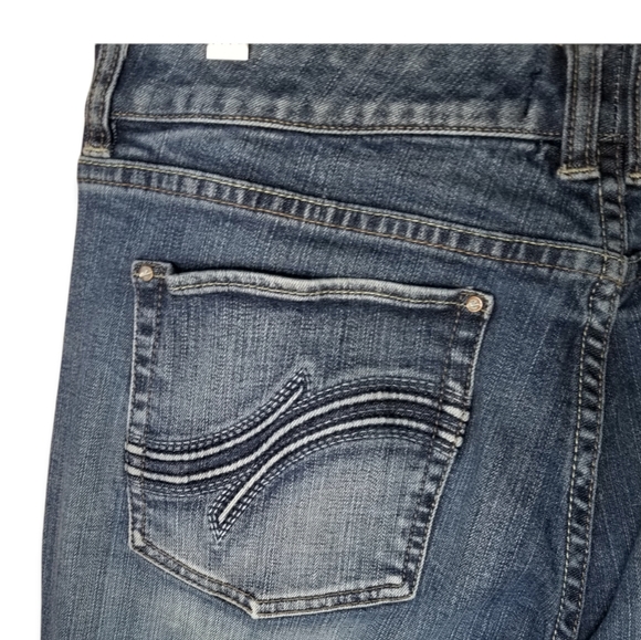 WHBM Blanc Mid Rise Flare Leg Blue Denim Jeans 8R - Picture 7 of 12